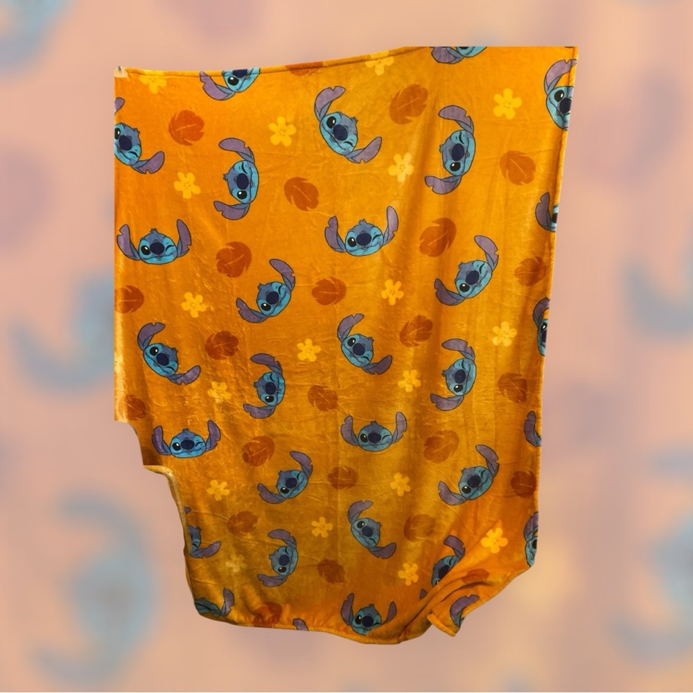 Disney Stitch Fall Blanket 60”x70”